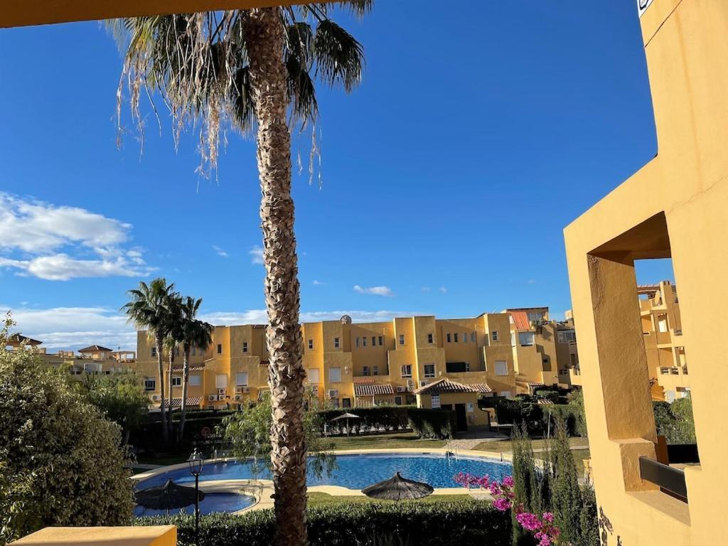 A Stunning 2 Bedroom Apartment 5 Min Walk To The Beautiful Beaches Of Vera Playa Playas de Vera Extérieur photo