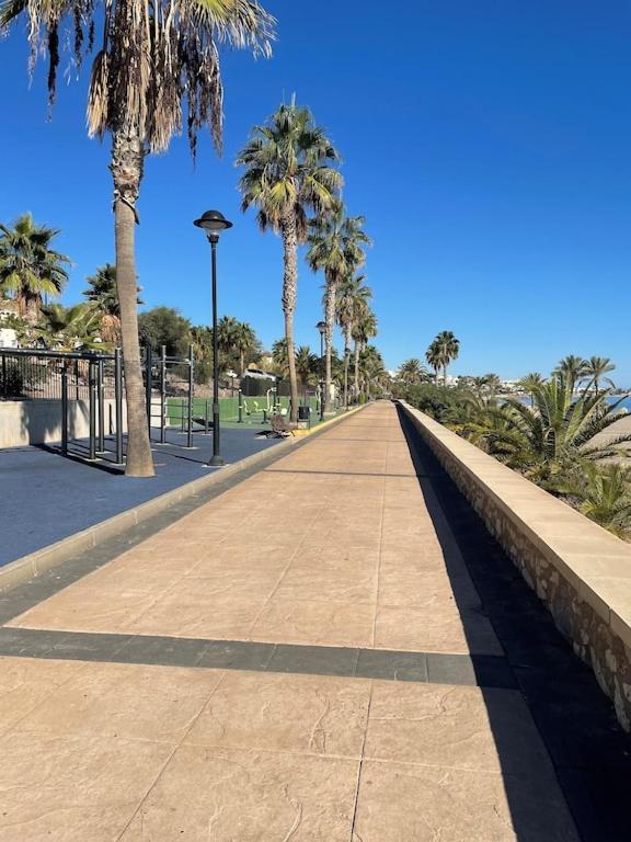 A Stunning 2 Bedroom Apartment 5 Min Walk To The Beautiful Beaches Of Vera Playa Playas de Vera Extérieur photo
